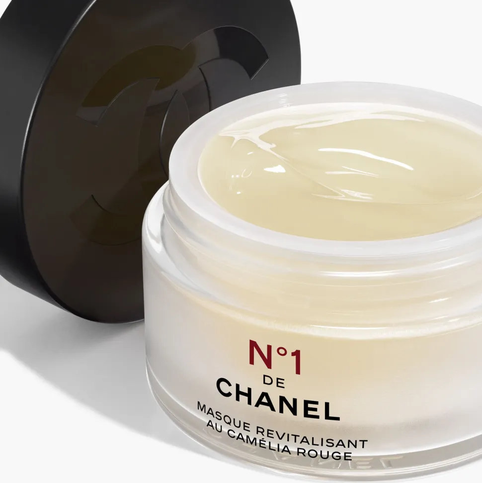 EXFOLIERT – GLEICHT AUS – GLÄTTET